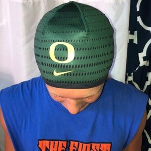 Nike Oregon ducks dri-fit reversible hat